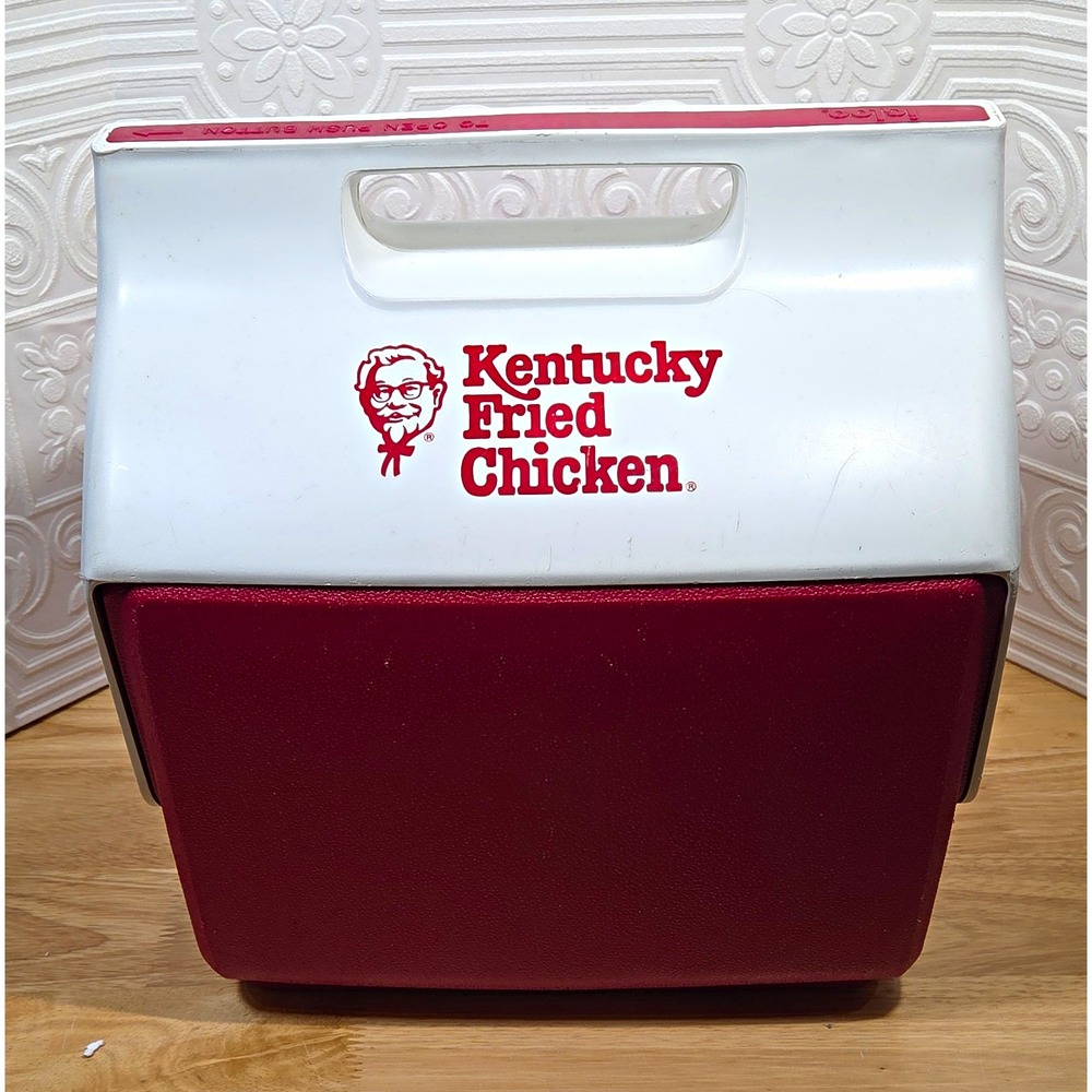 Igloo Little Playmate KFC Logo Ice Chest Vintage Retro Red/White 6-Can